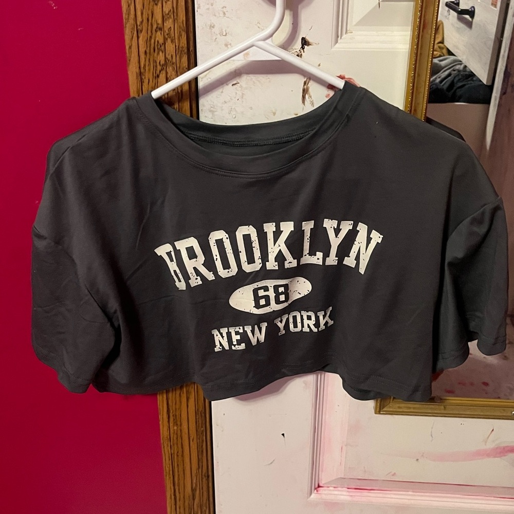grey crop top